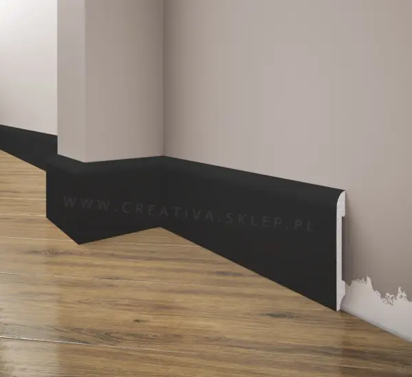 Czarna Lakierowana Listwa przypodłogowa, cokół Creativa LPC-11M RAL9005 / 244cm